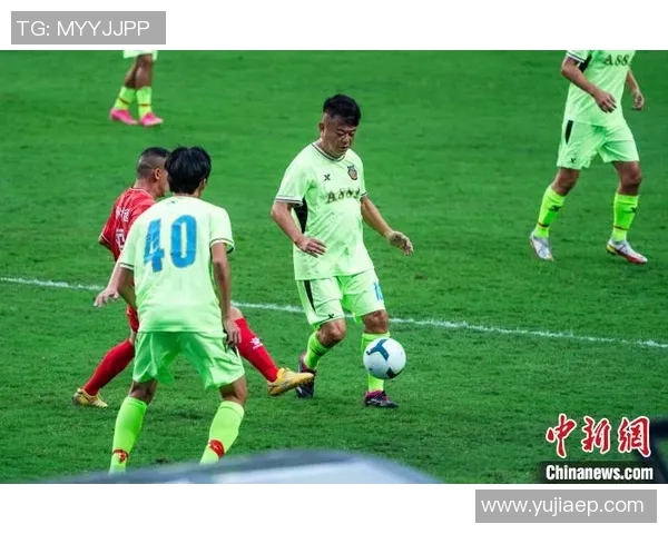 足球明星意外失误搞笑瞬间大揭秘让你惊讶不已的踢球视频合集