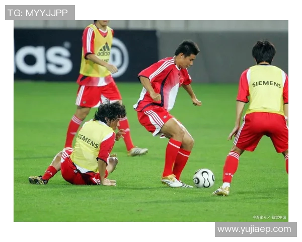 模范丈夫展现足球明星风采视频感动无数观众的温馨瞬间