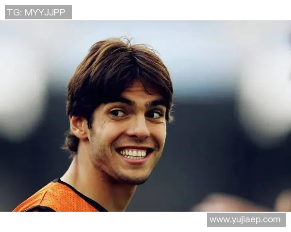 巴西足球传奇卡卡19号的辉煌历程与不朽成就揭秘